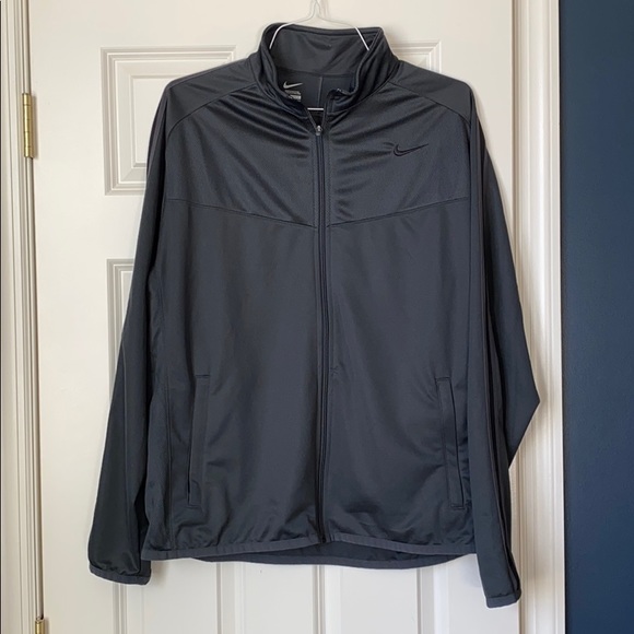 Nike men’s lightweight jacket - Picture 1 of 3